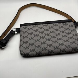 Michael Kors Logo Belt Wallet Small Waist Purse Hand Wrist Bag Genuine Leather